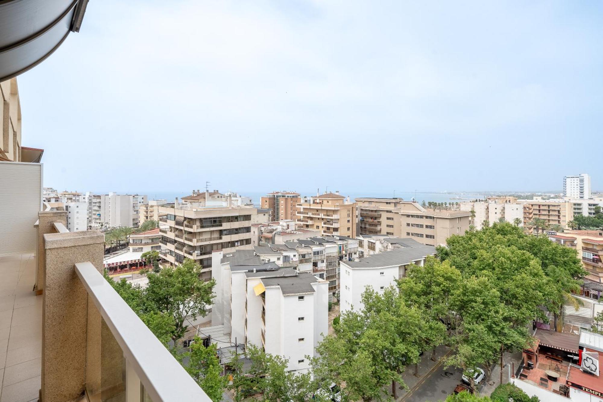 Rentalmar Central Park Salou Exteriör bild
