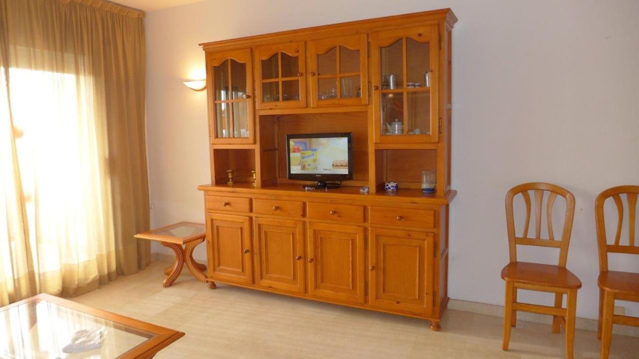 Rentalmar Central Park Salou Rum bild